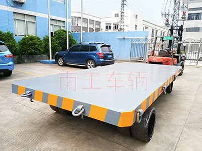 25吨重型半岛在线(中国)带牵引环工具拖车1I.jpg